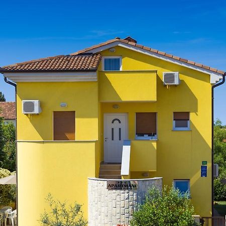 Apartments Manuela Pula Ngoại thất bức ảnh